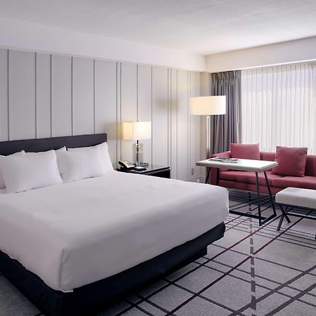 Hyatt Regency Louisville Exterior photo