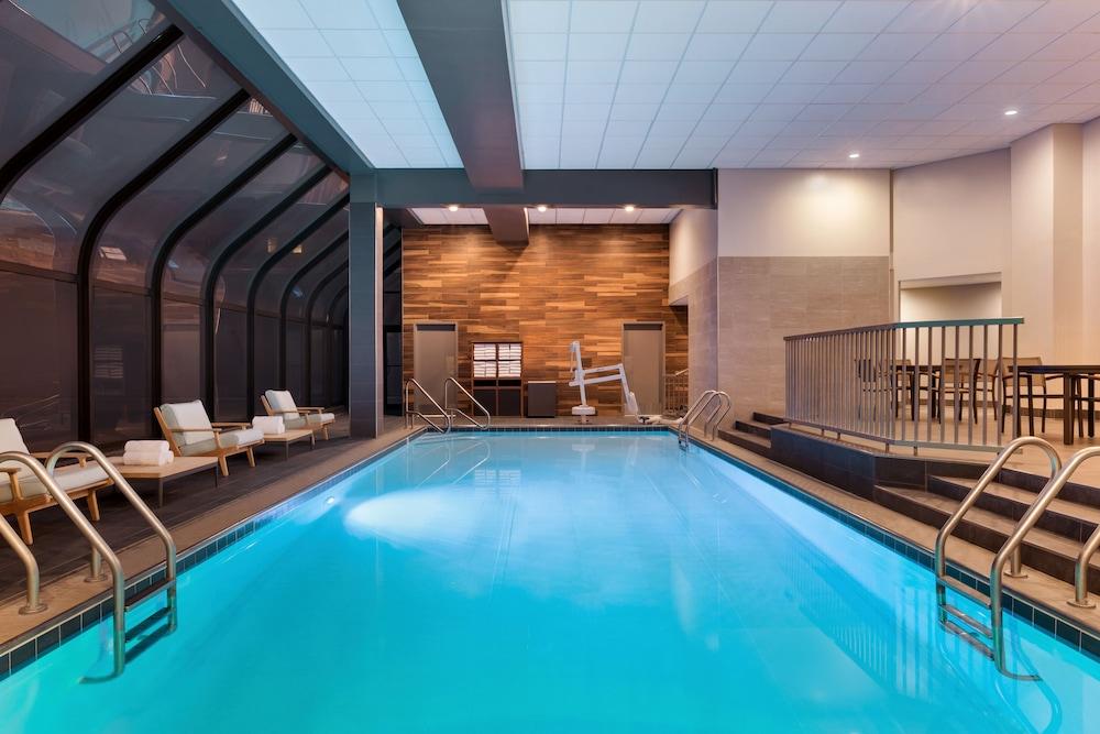 Hyatt Regency Louisville Exterior photo